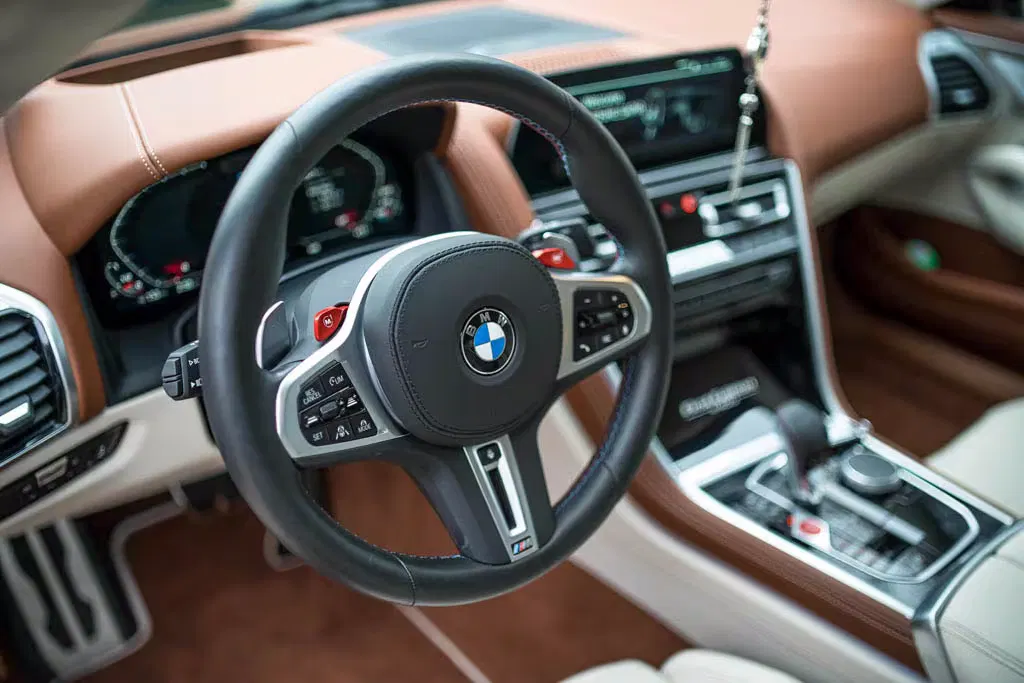 2020 BMW M8 First Edition 1/400