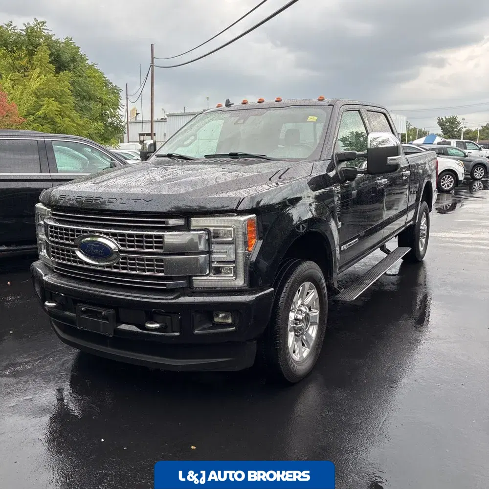 2019 Ford F250 S/D Platinum