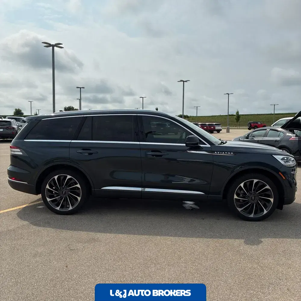 2023 Lincoln Aviator Reserve