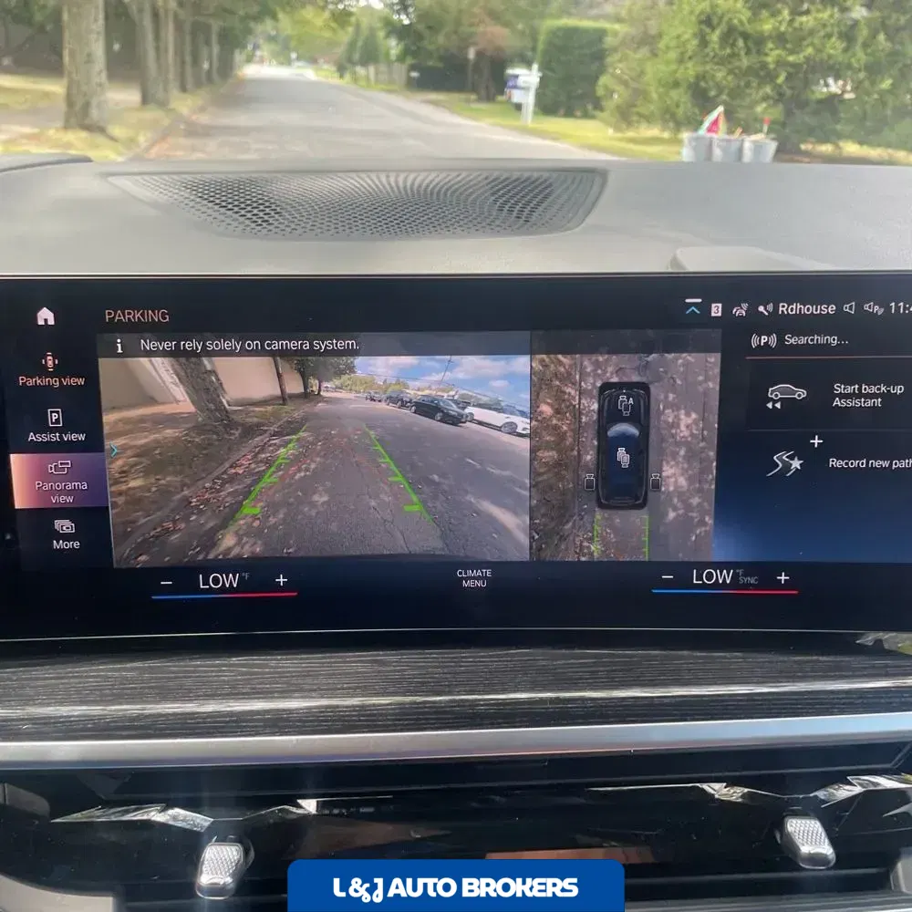 2023 BMW X7 M60i
