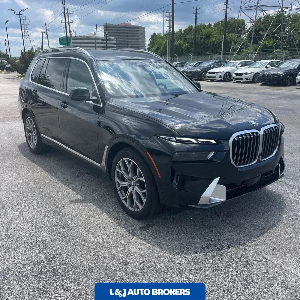 2025 BMW X7 XDrive40i
