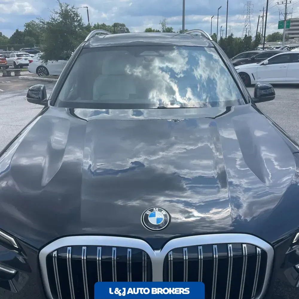 2025 BMW X7 XDrive40i