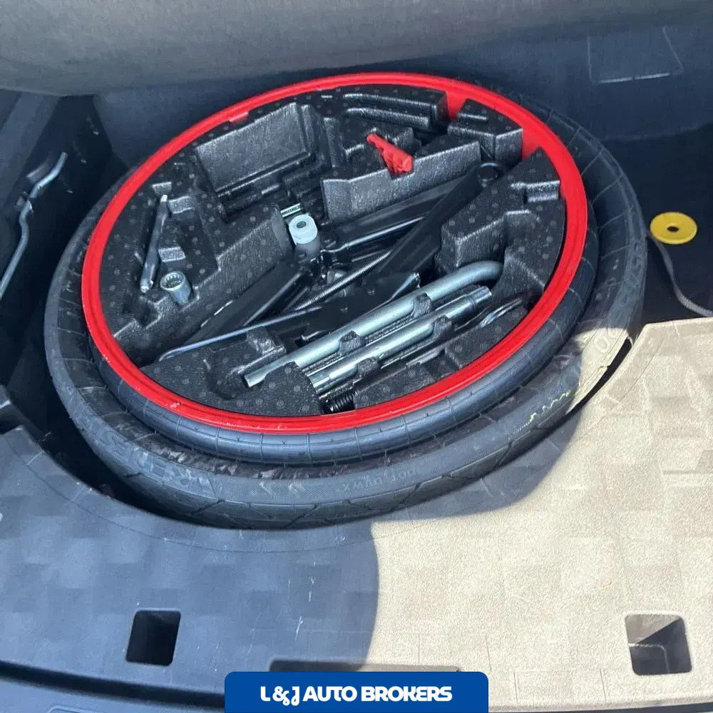 2022 Porsche Cayenne Base