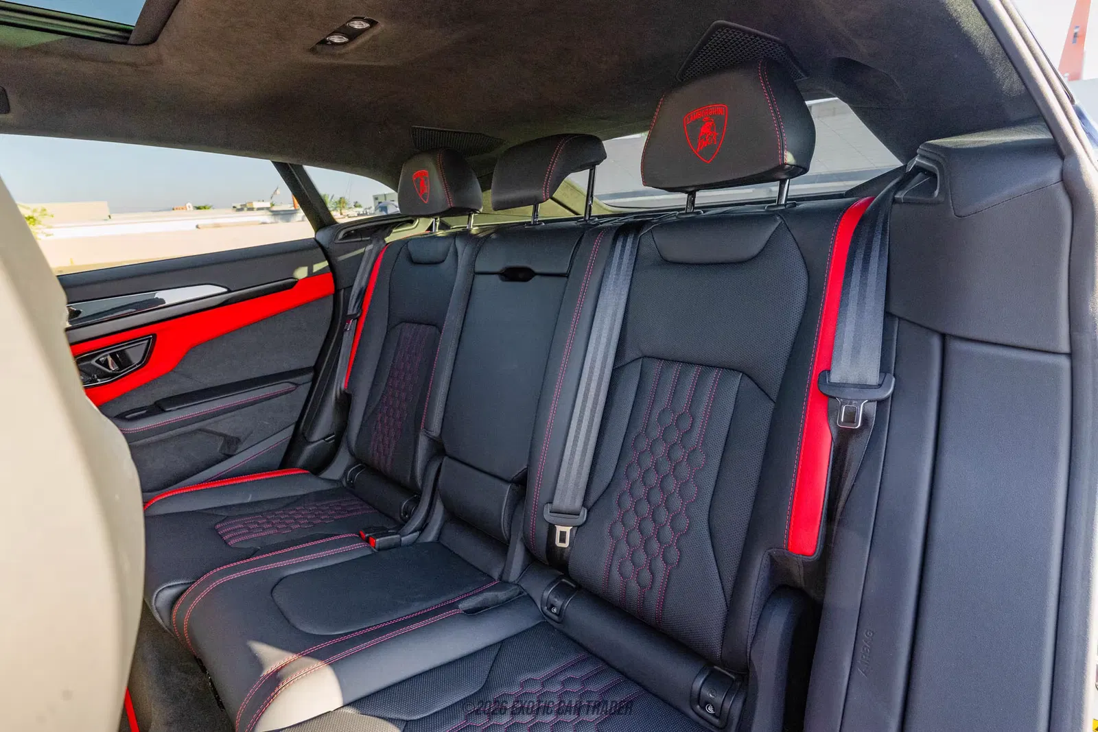 2025 Lamborghini Urus SE