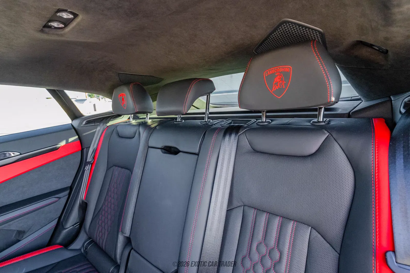 2025 Lamborghini Urus SE