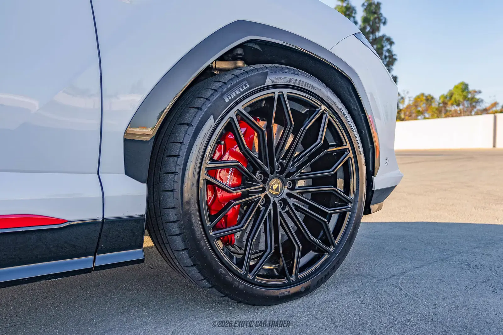 2025 Lamborghini Urus SE