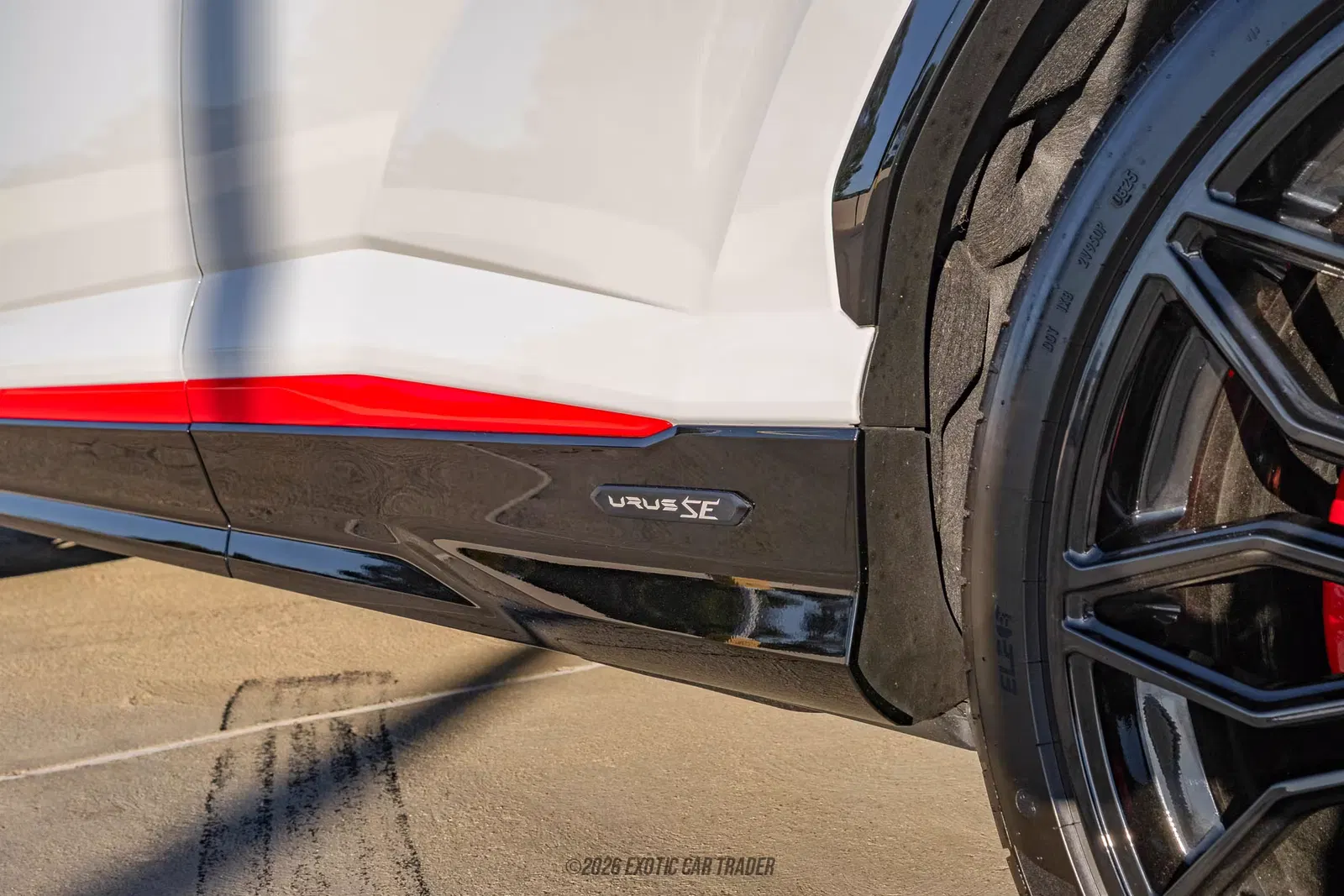 2025 Lamborghini Urus SE