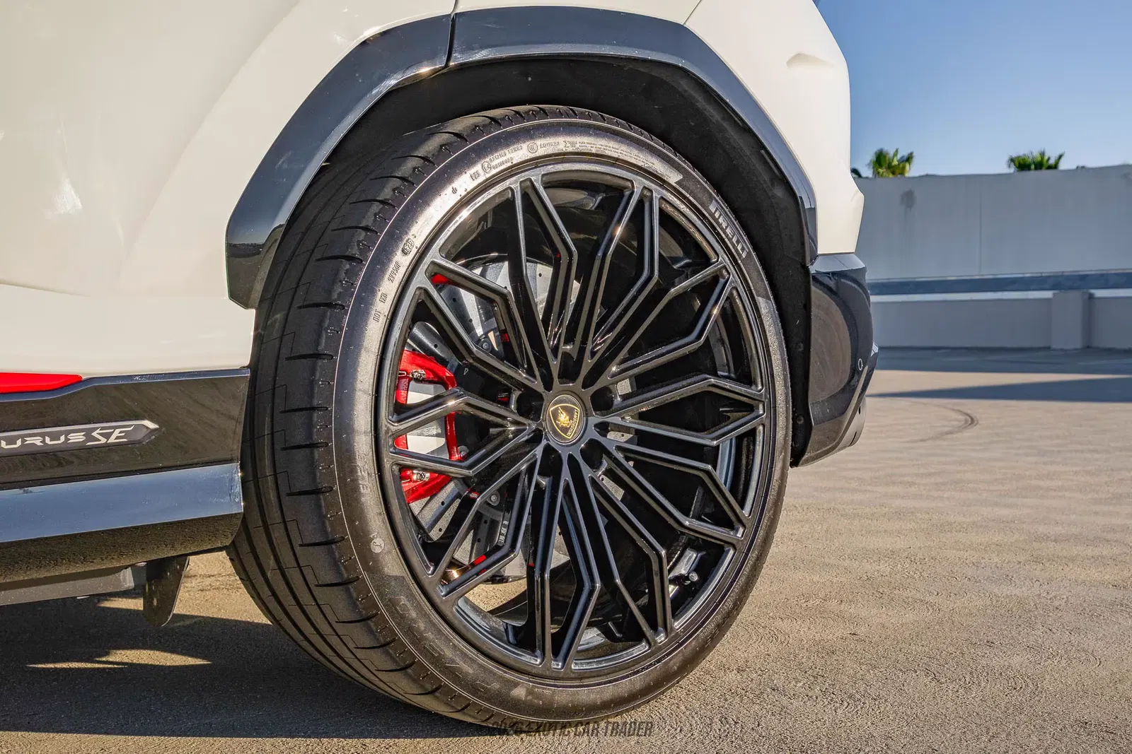 2025 Lamborghini Urus SE
