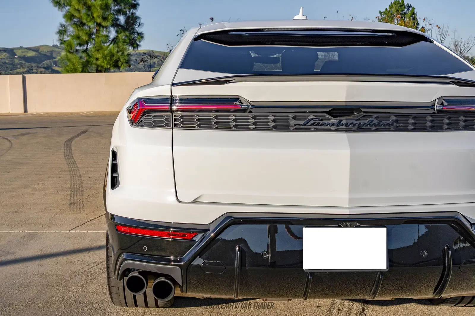 2025 Lamborghini Urus SE
