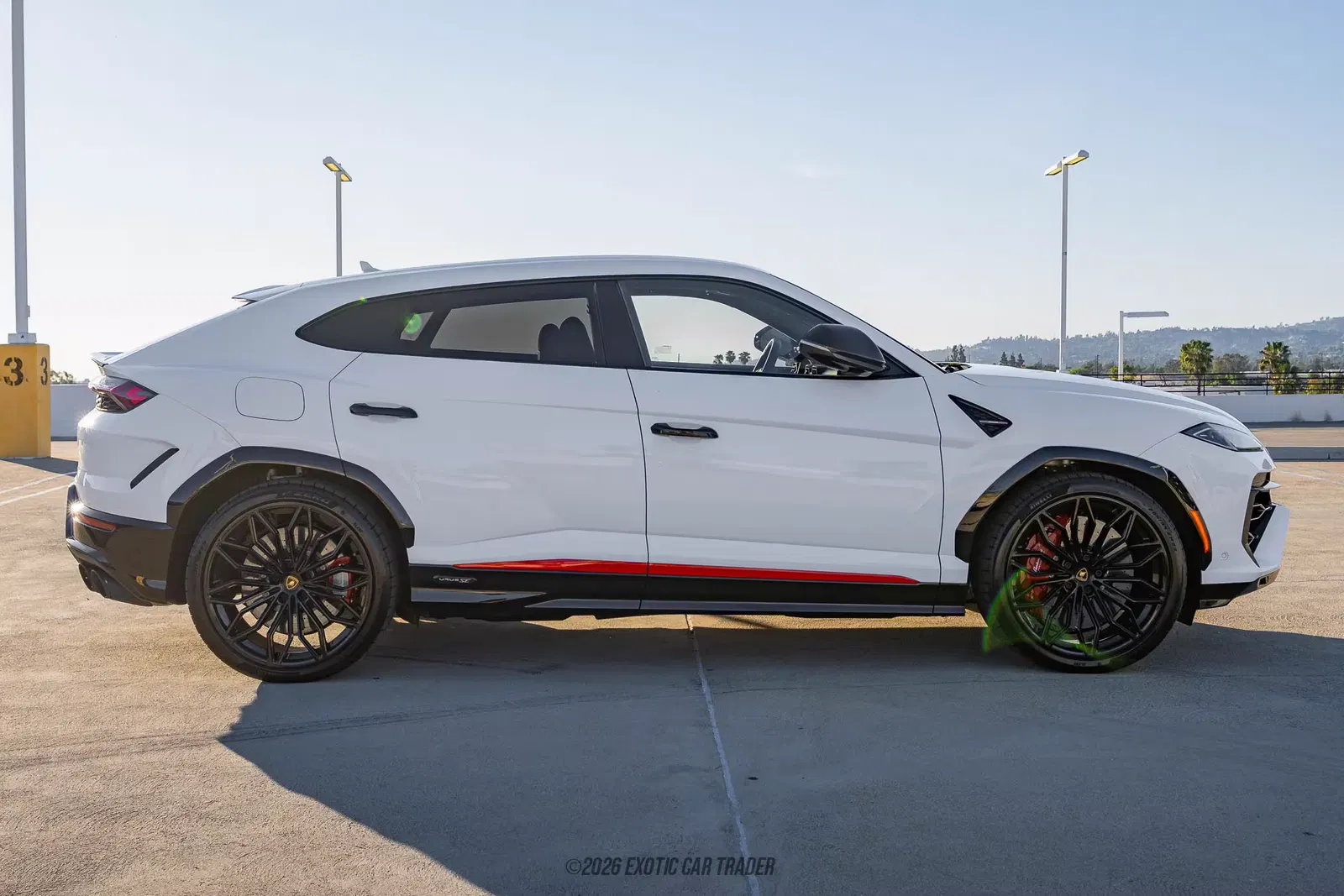 2025 Lamborghini Urus SE