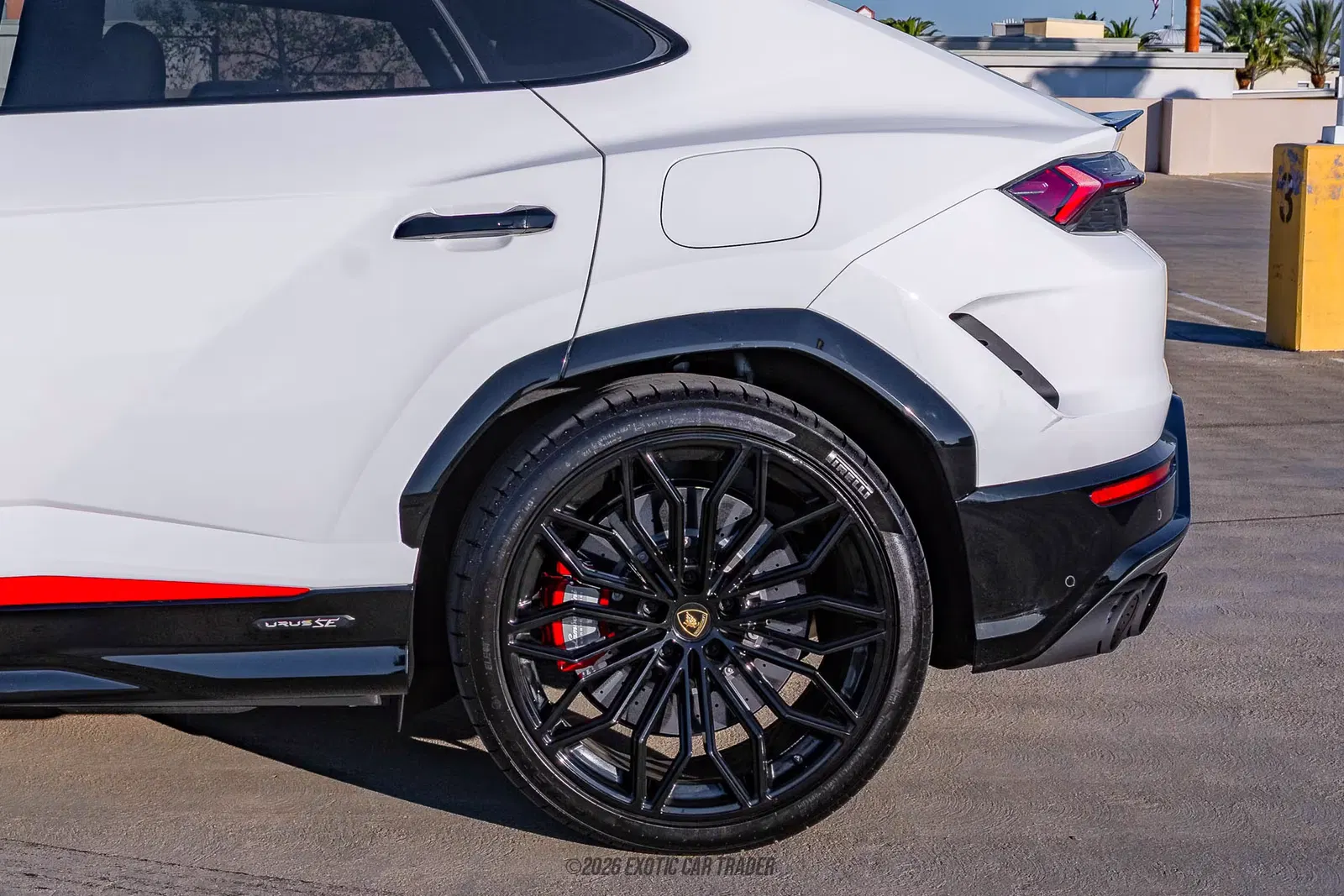 2025 Lamborghini Urus SE