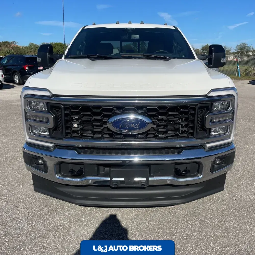 2024 Ford F-350 Super Duty Lariat