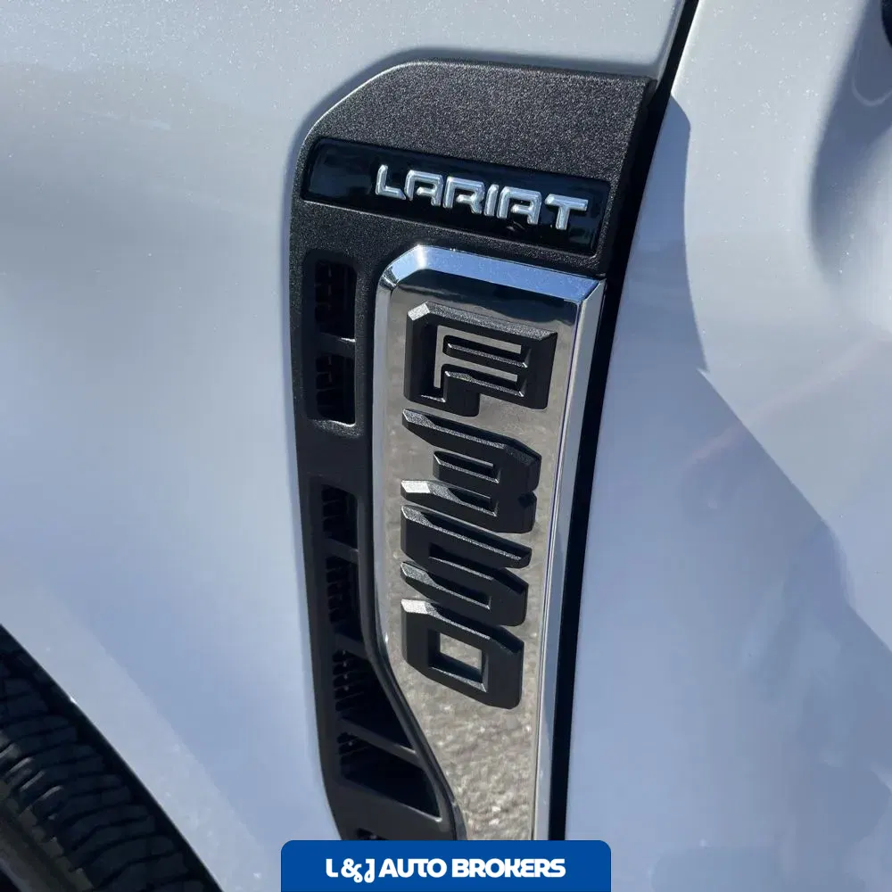 2024 Ford F-350 Super Duty Lariat