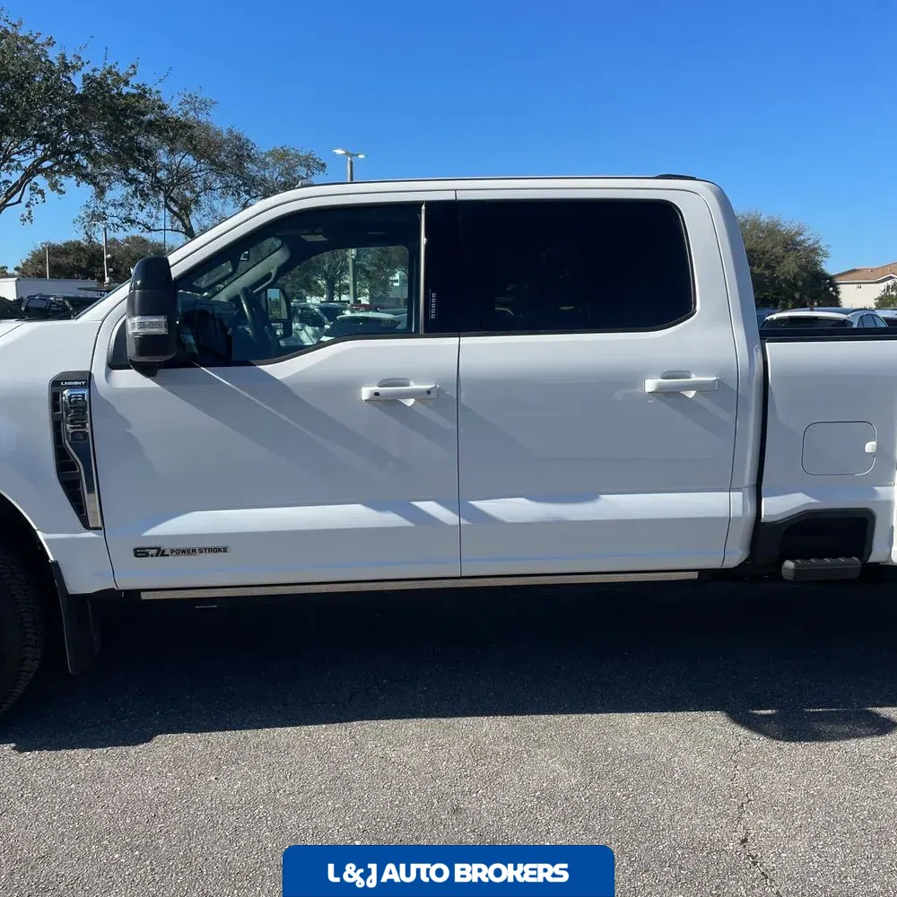 2024 Ford F-350 Super Duty Lariat