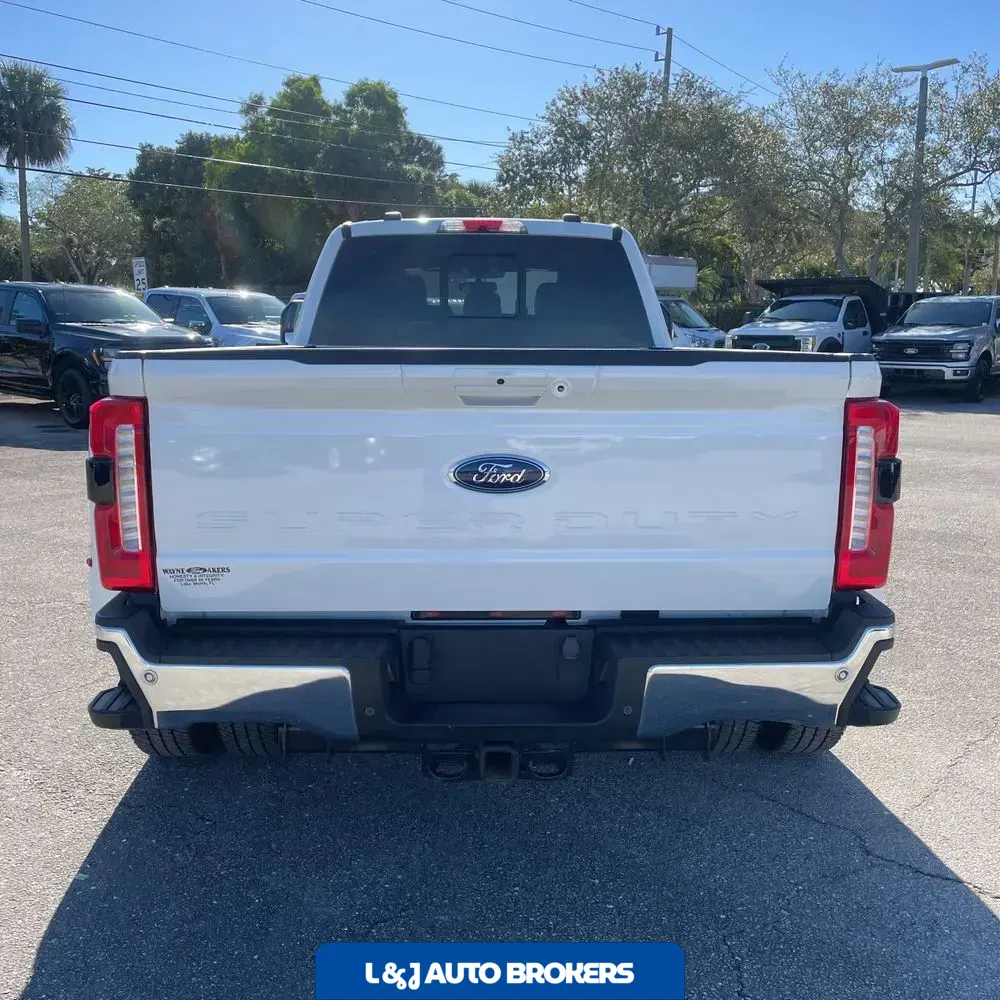 2024 Ford F-350 Super Duty Lariat