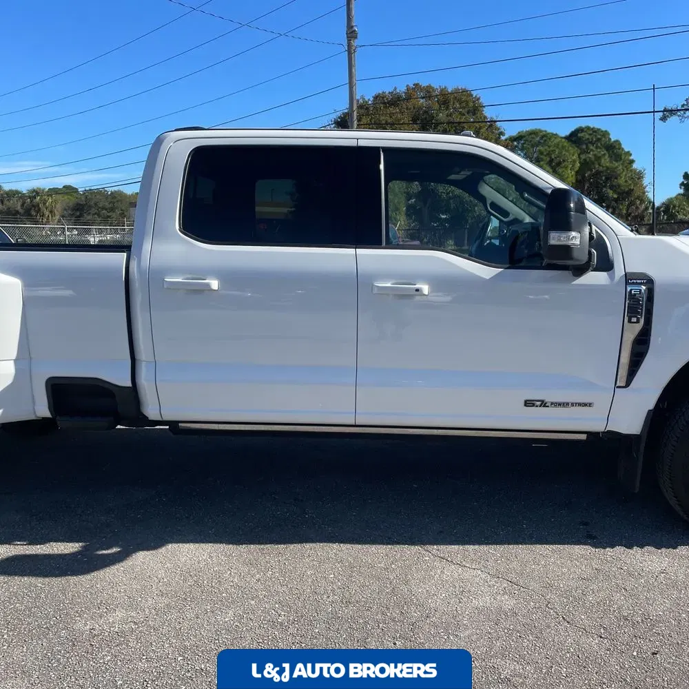 2024 Ford F-350 Super Duty Lariat