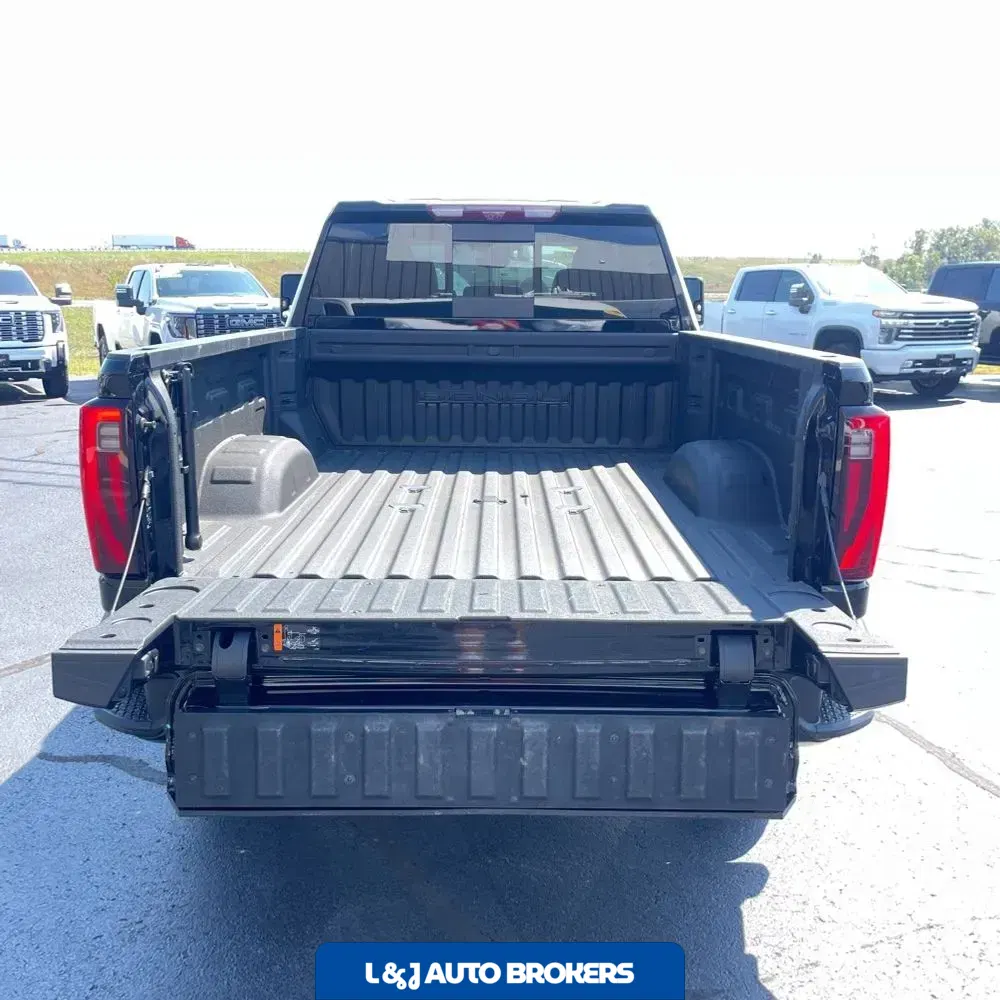2024 GMC Sierra 2500 Denali