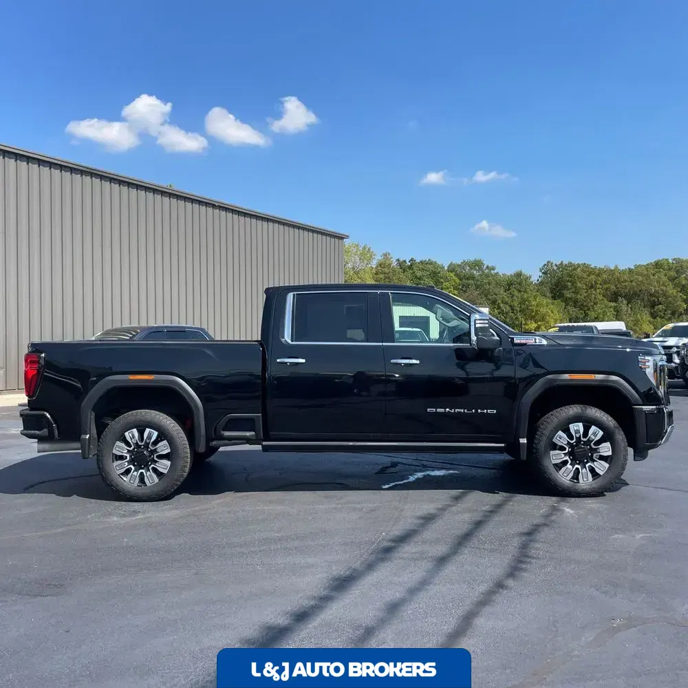 2024 GMC Sierra 2500 Denali