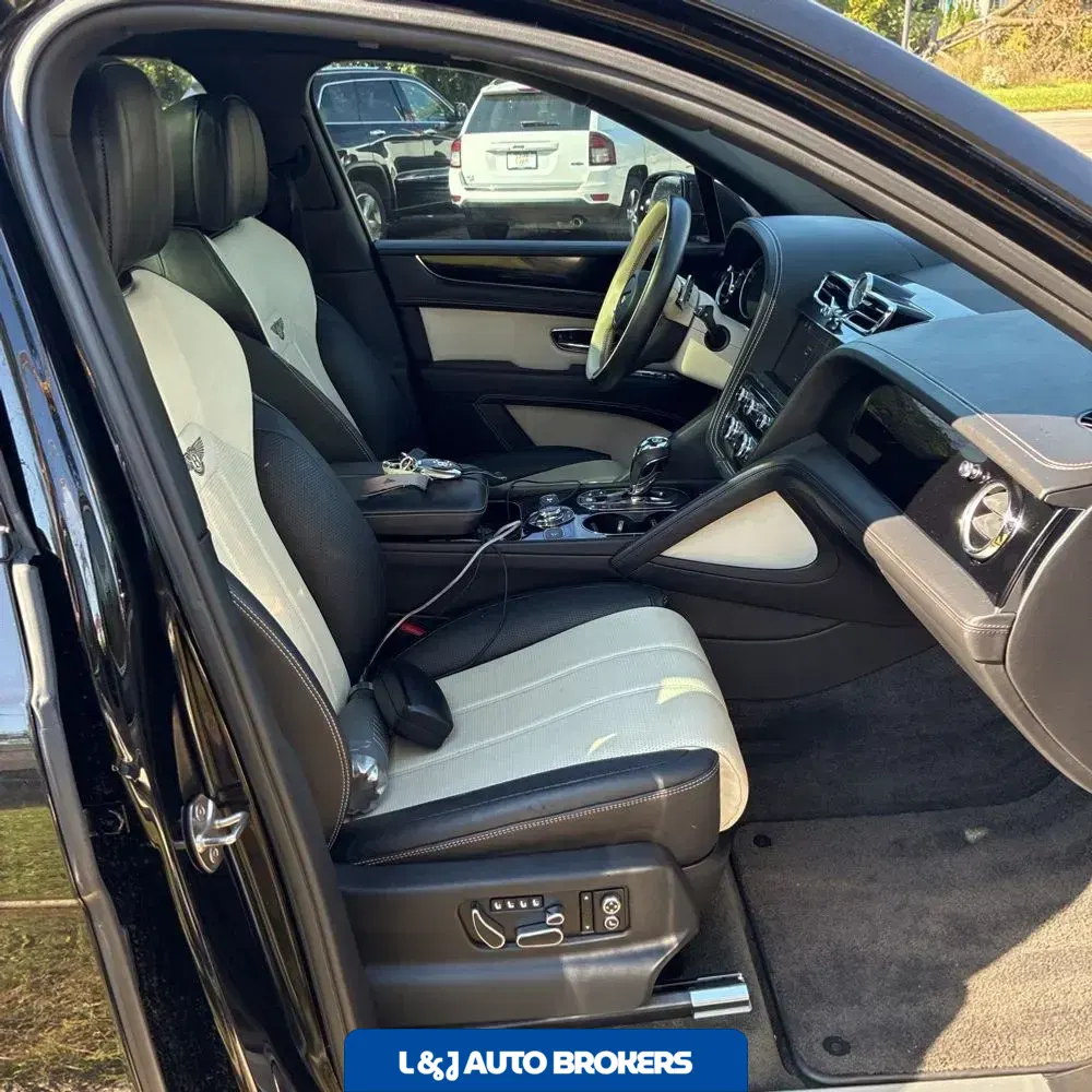 2021 Bentley Bentayga V8