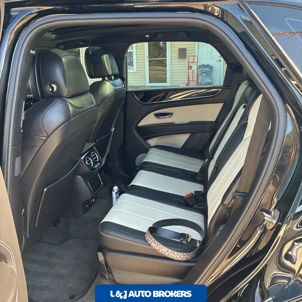 2021 Bentley Bentayga V8