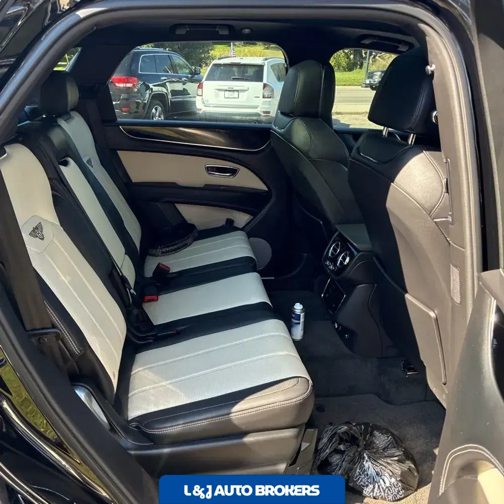 2021 Bentley Bentayga V8