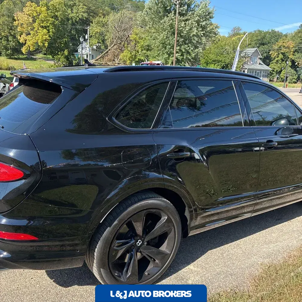 2021 Bentley Bentayga V8