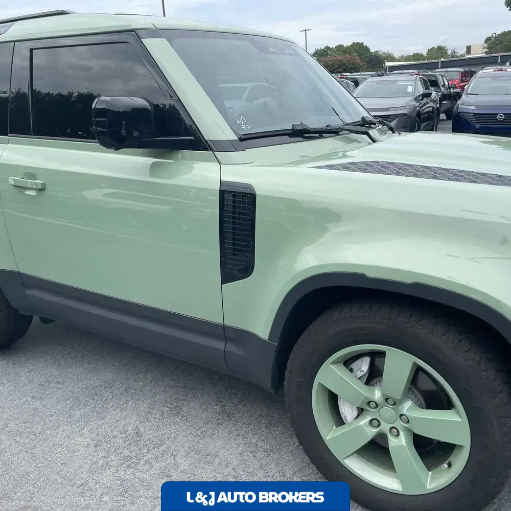 2023 Land Rover Defender 110 Standard
