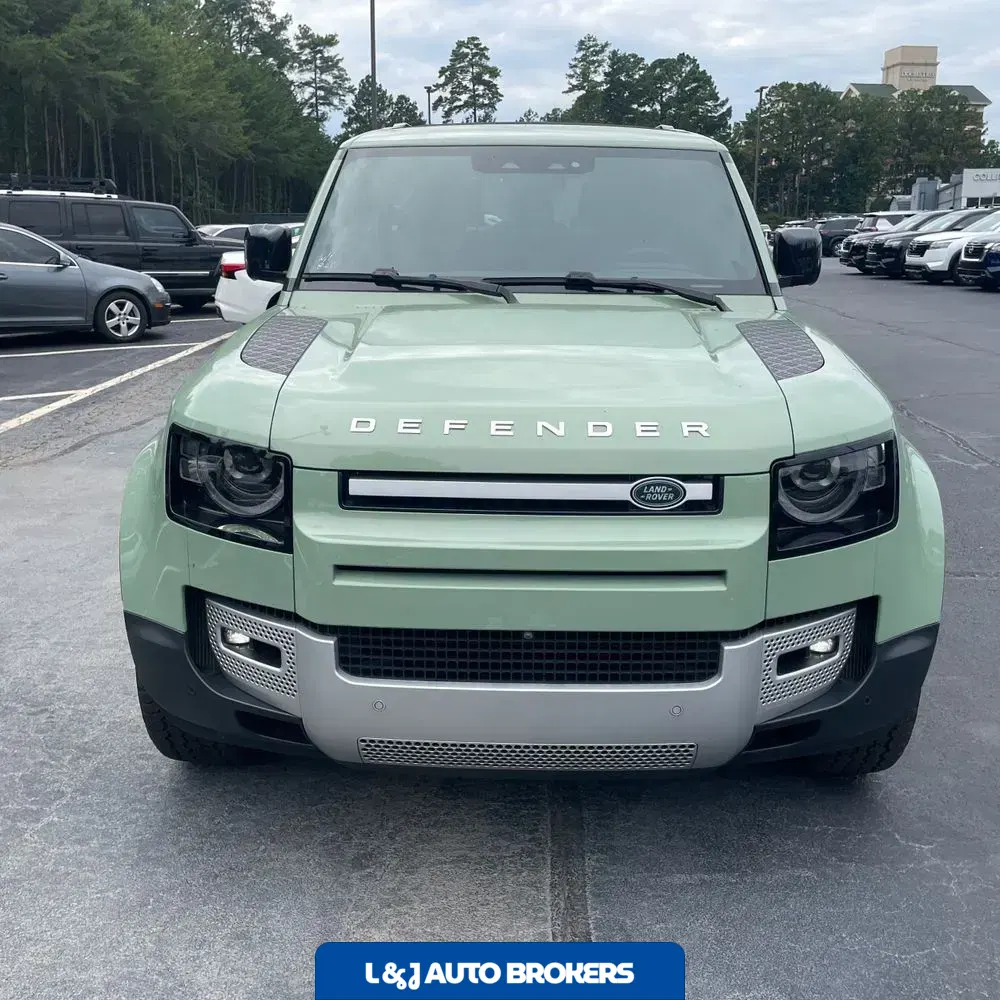 2023 Land Rover Defender 110 Standard
