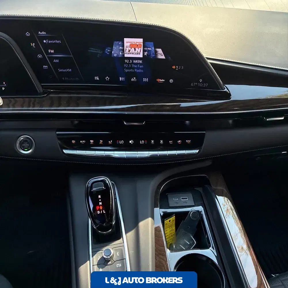 2024 Cadillac Escalade Sport Platinum
