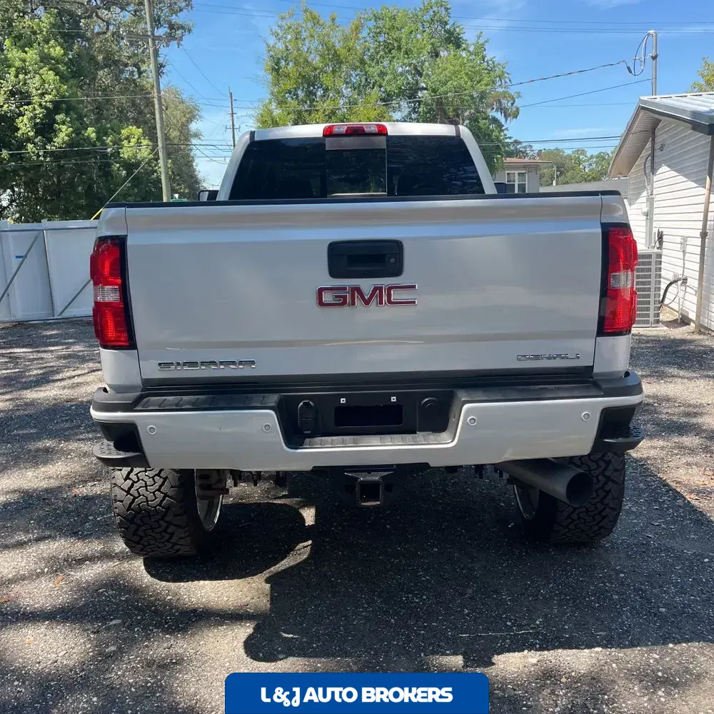 2018 GMC Sierra 2500HD Denali