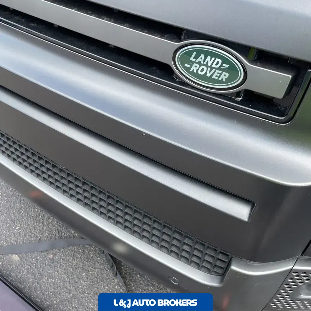 2024 Land Rover Defender 130 Outbound P400