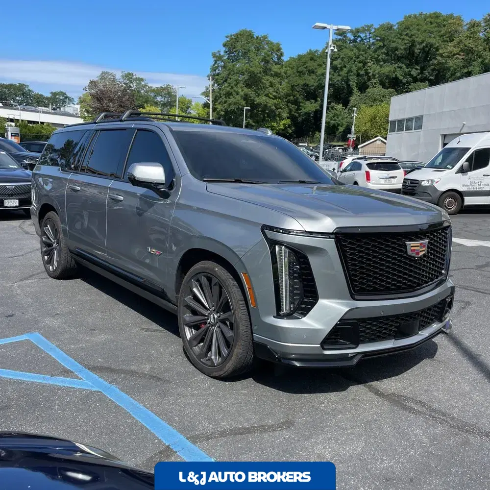 2025 Cadillac Escalade-V ESV Base