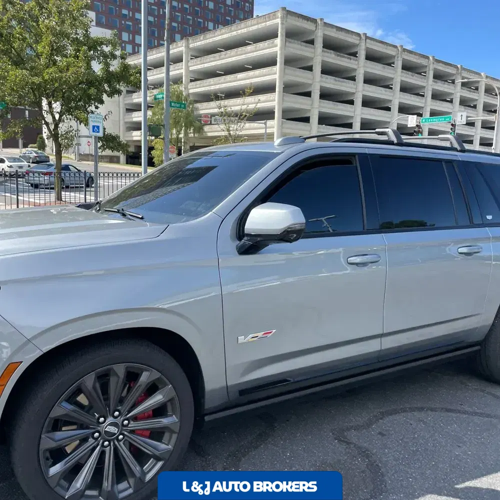 2025 Cadillac Escalade-V ESV Base
