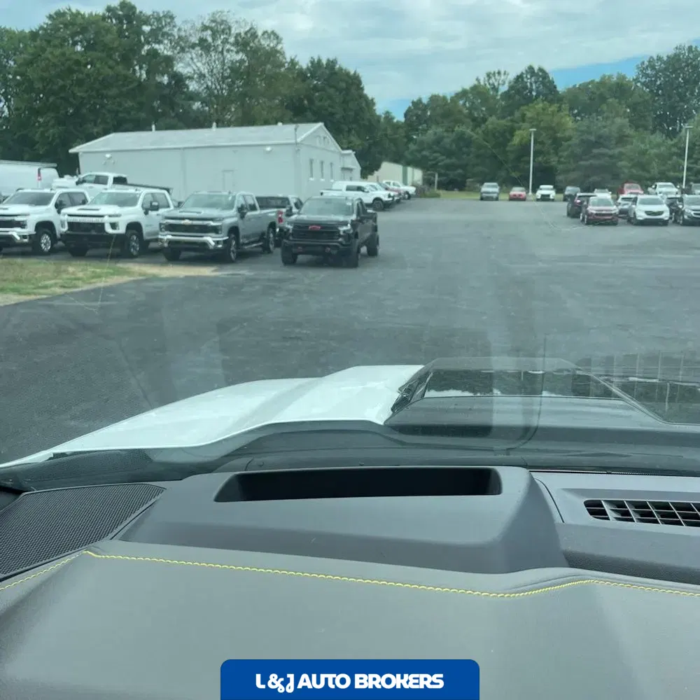 2023 Chevrolet Silverado 1500 ZR2