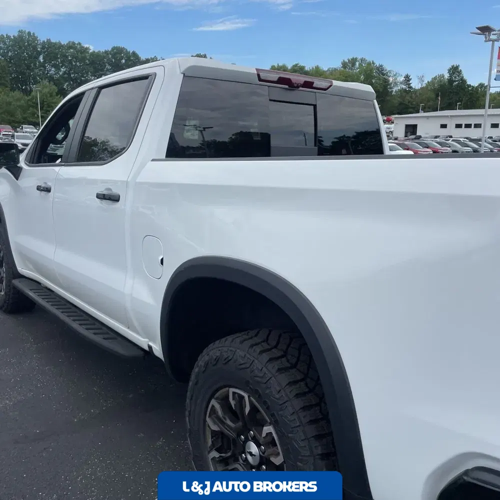 2023 Chevrolet Silverado 1500 ZR2
