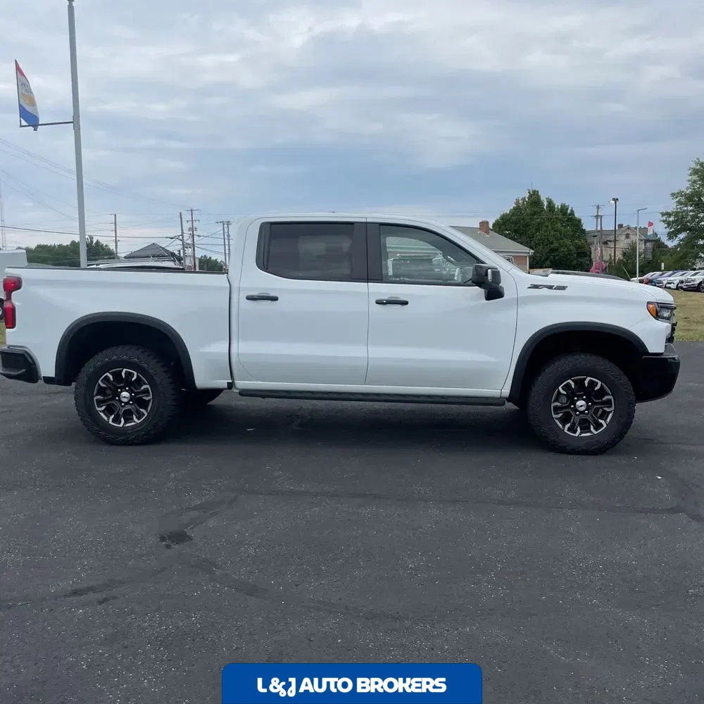 2023 Chevrolet Silverado 1500 ZR2