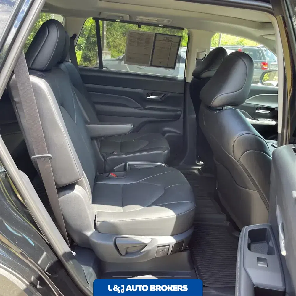 2025 Toyota Grand Highlander XLE