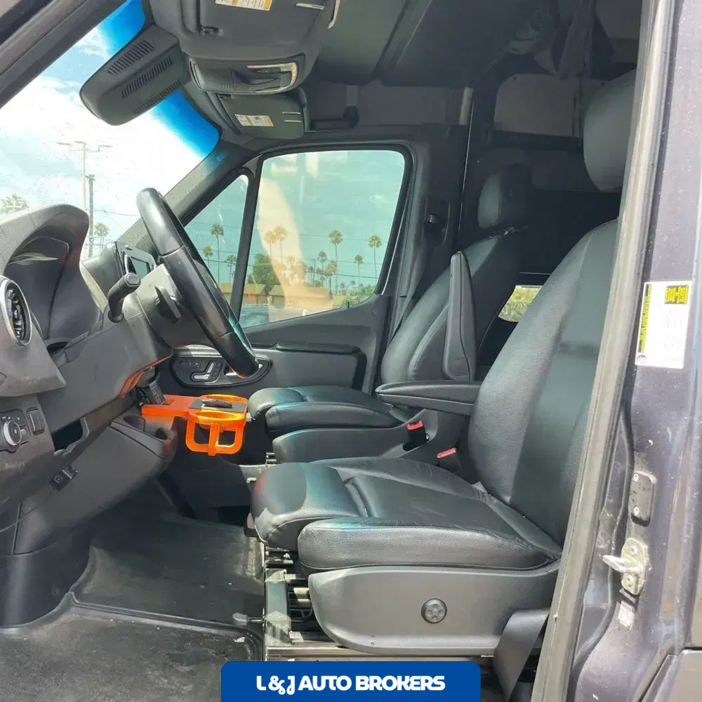 2021 Mercedes-Benz Sprinter 2500