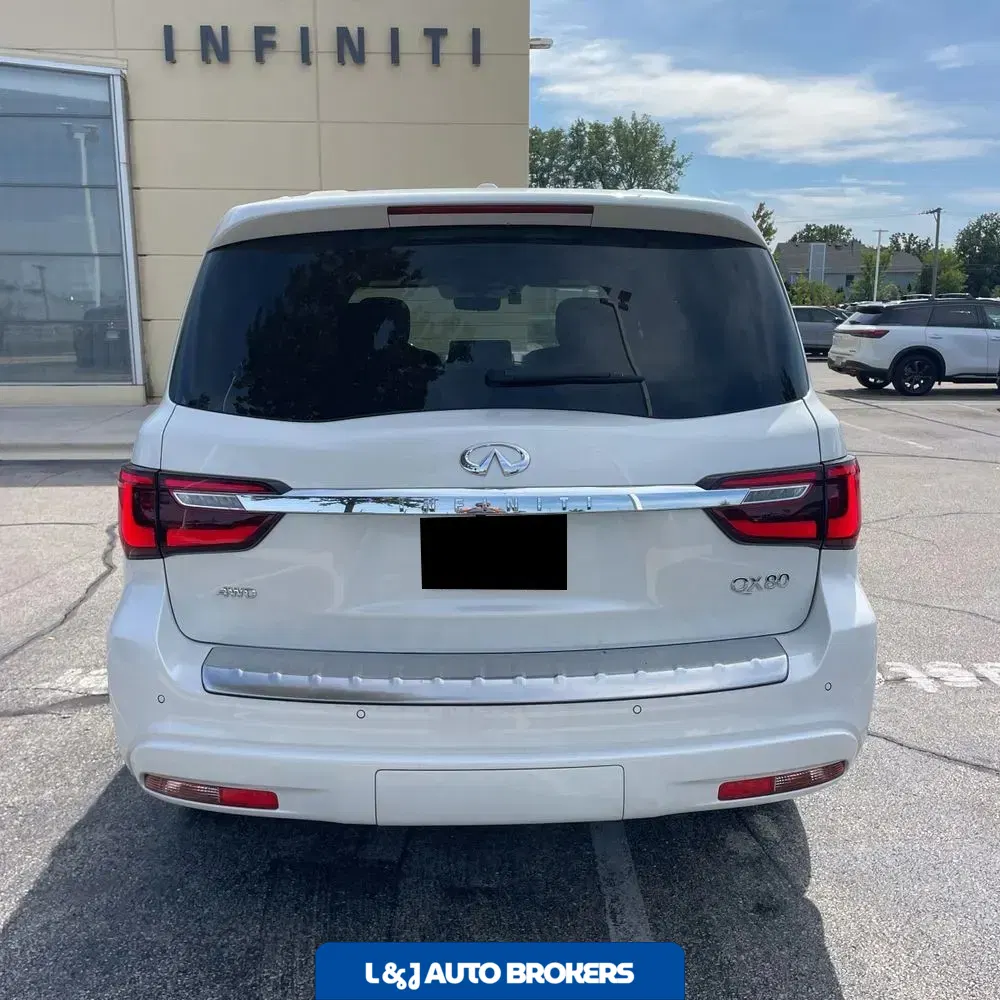 2024 INFINITI QX80 Premium Select