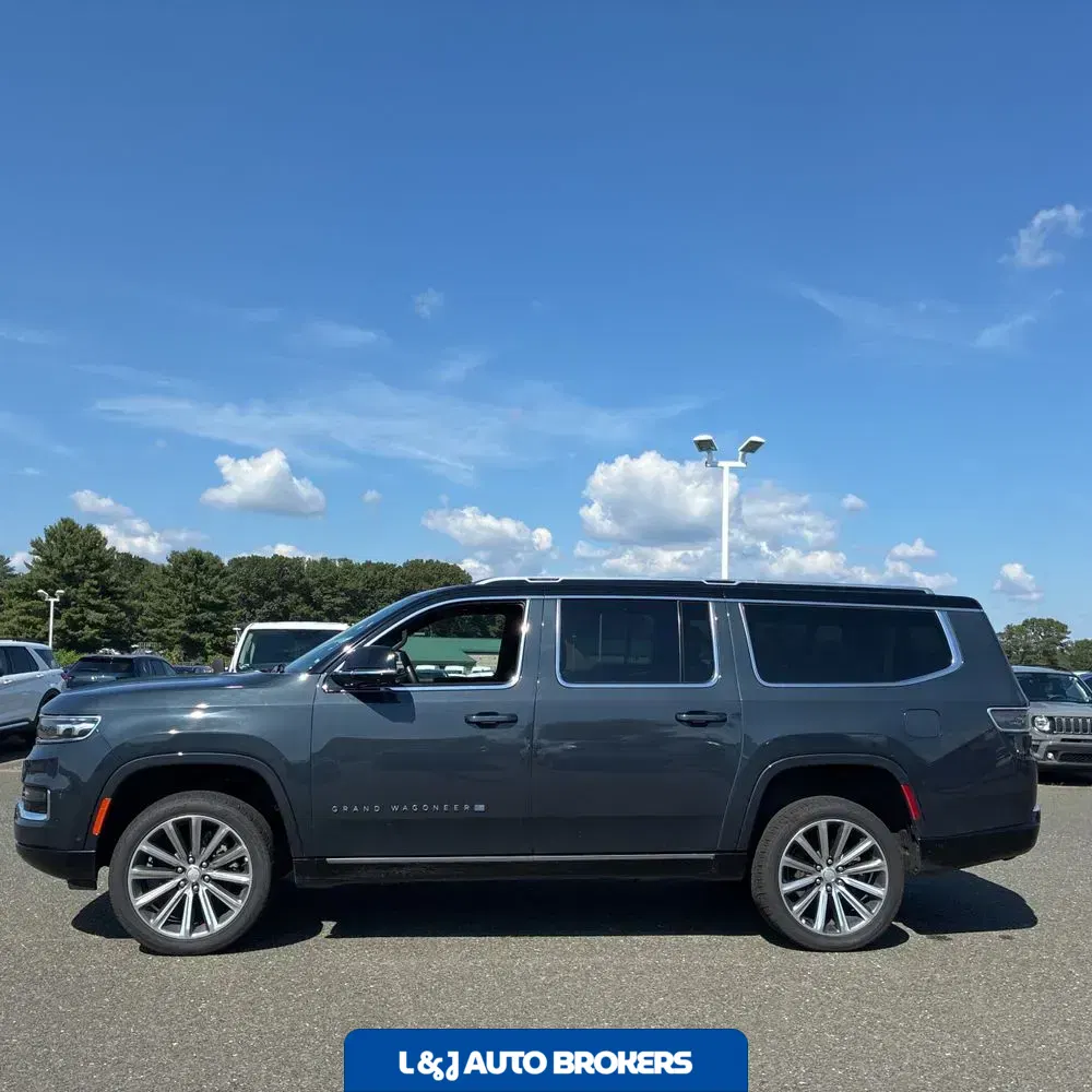 2023 Jeep Grand Wagoneer L Series II