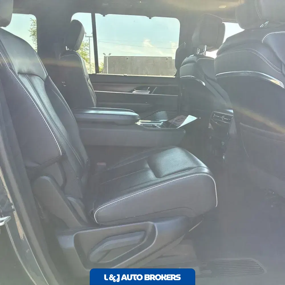 2023 Jeep Grand Wagoneer L Series II