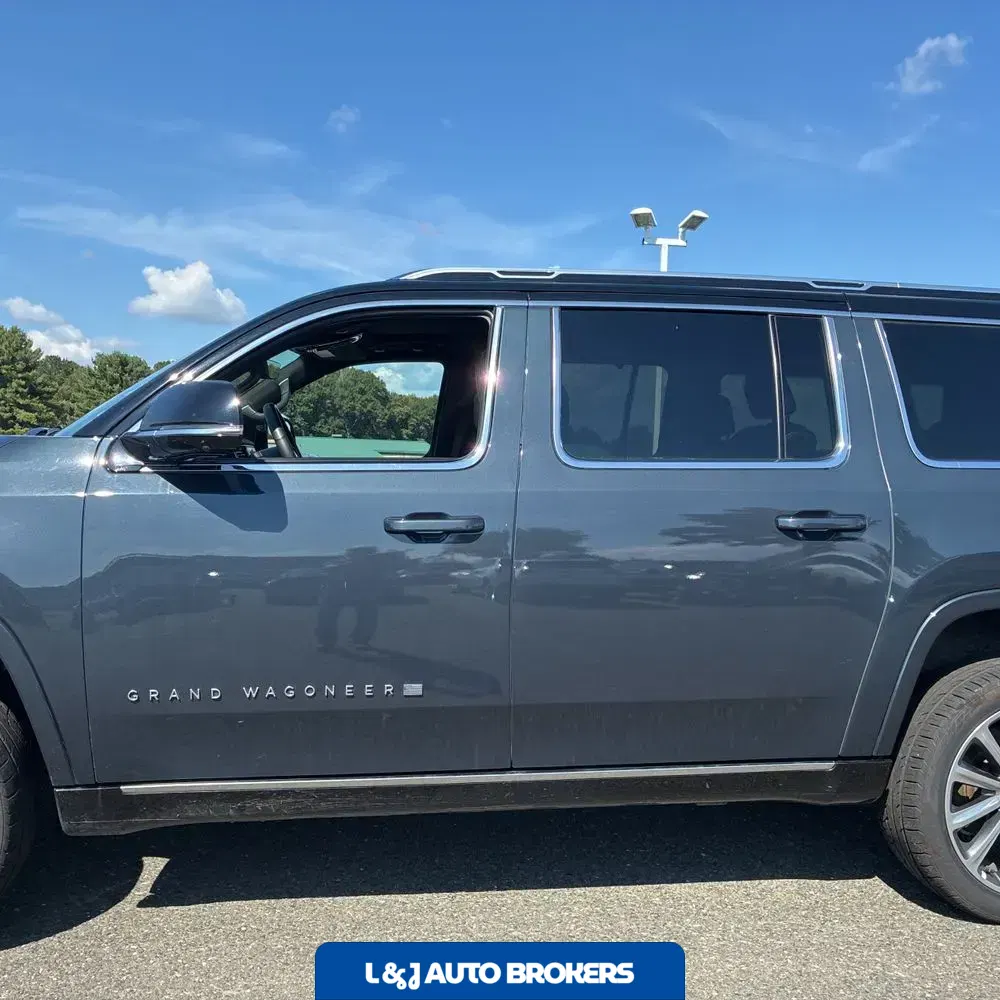 2023 Jeep Grand Wagoneer L Series II
