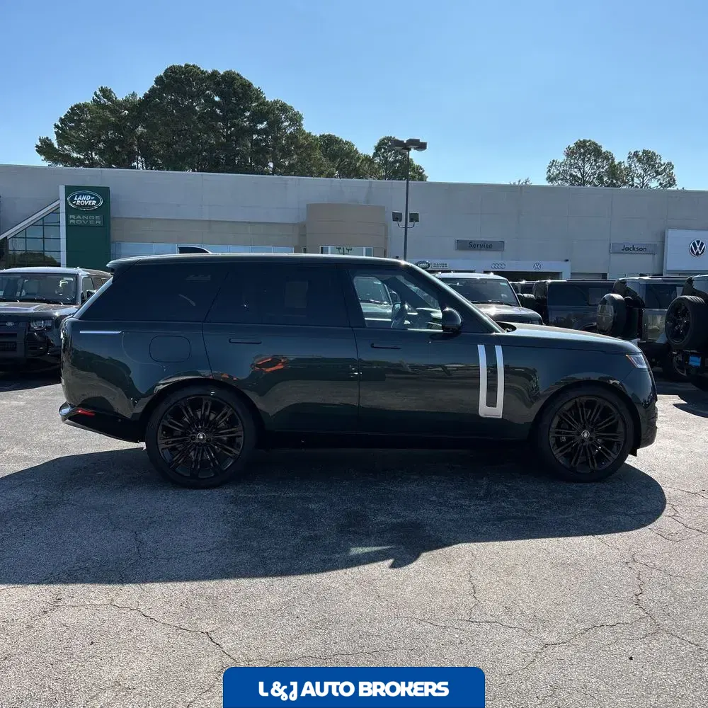 2025 Land Rover Range Rover Autobiography P530