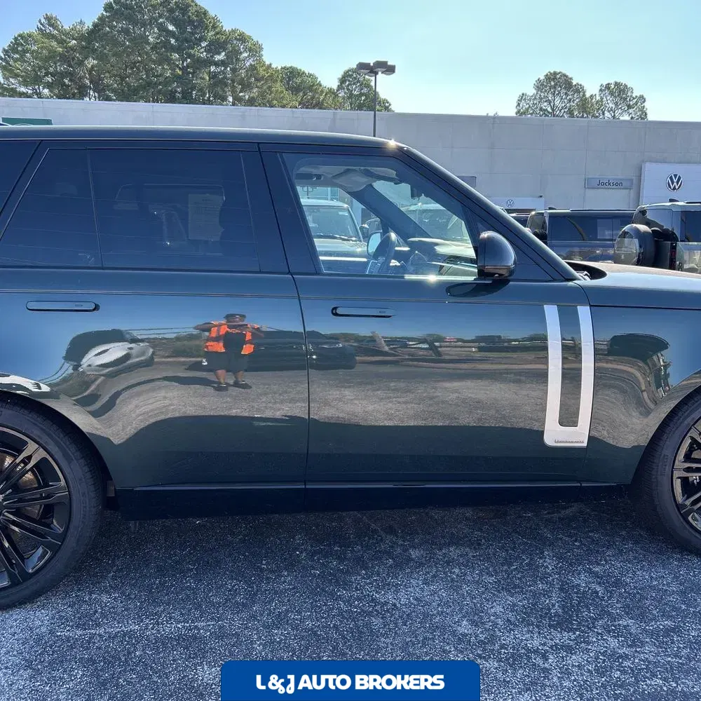 2025 Land Rover Range Rover Autobiography P530