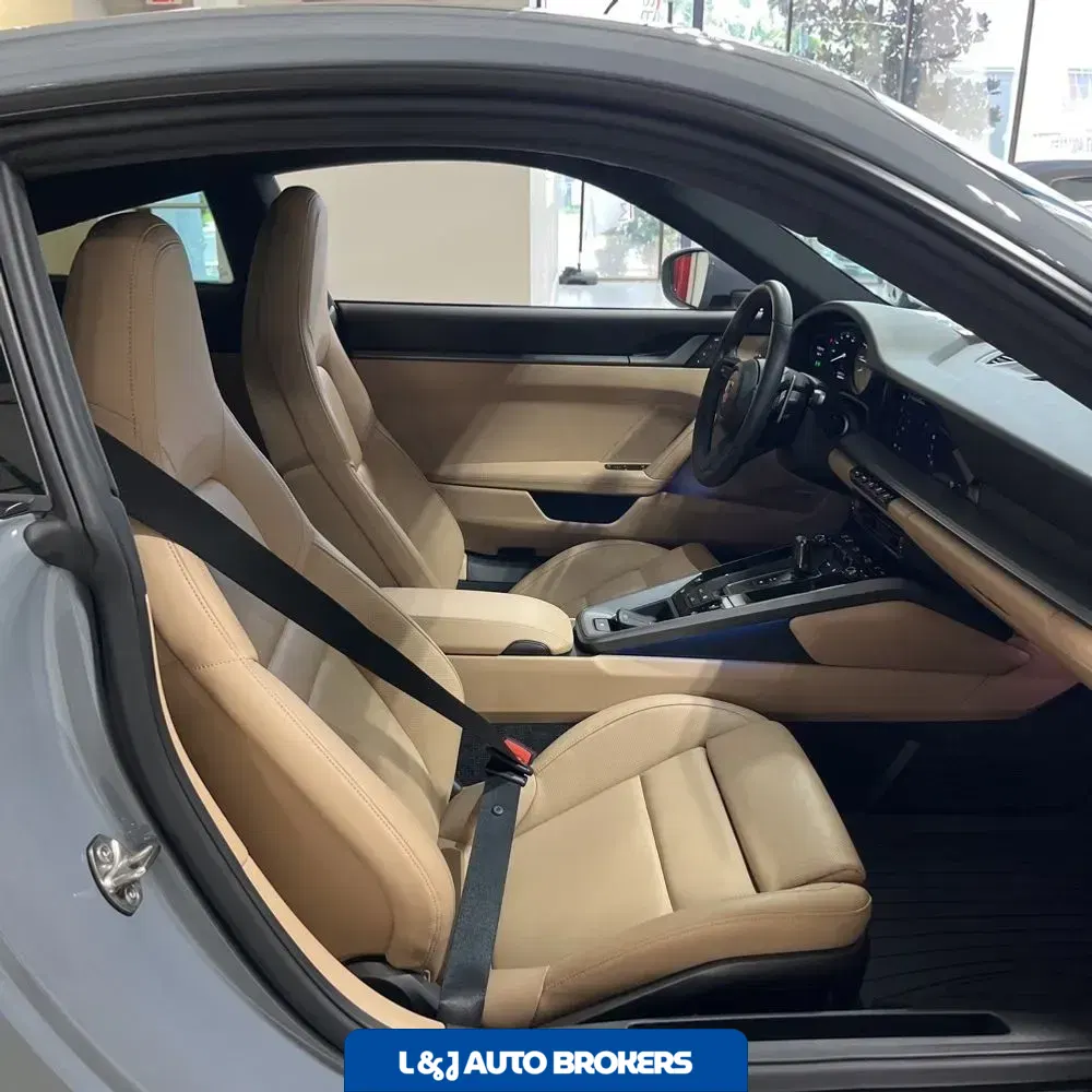 2023 Porsche 911 Carrera