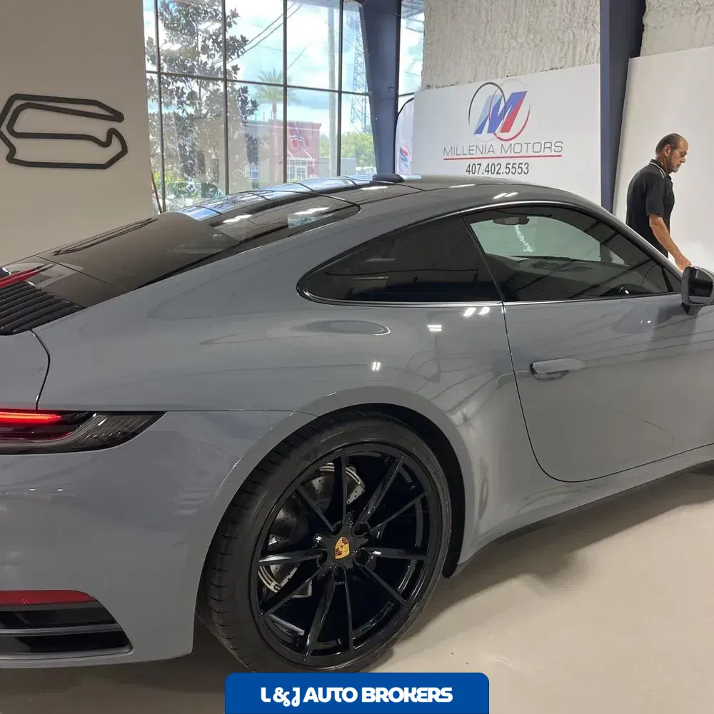 2023 Porsche 911 Carrera