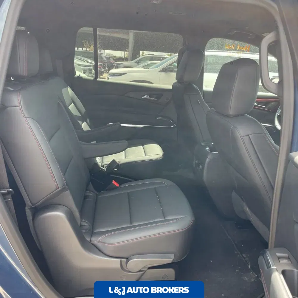 2025 Chevrolet Traverse Z71