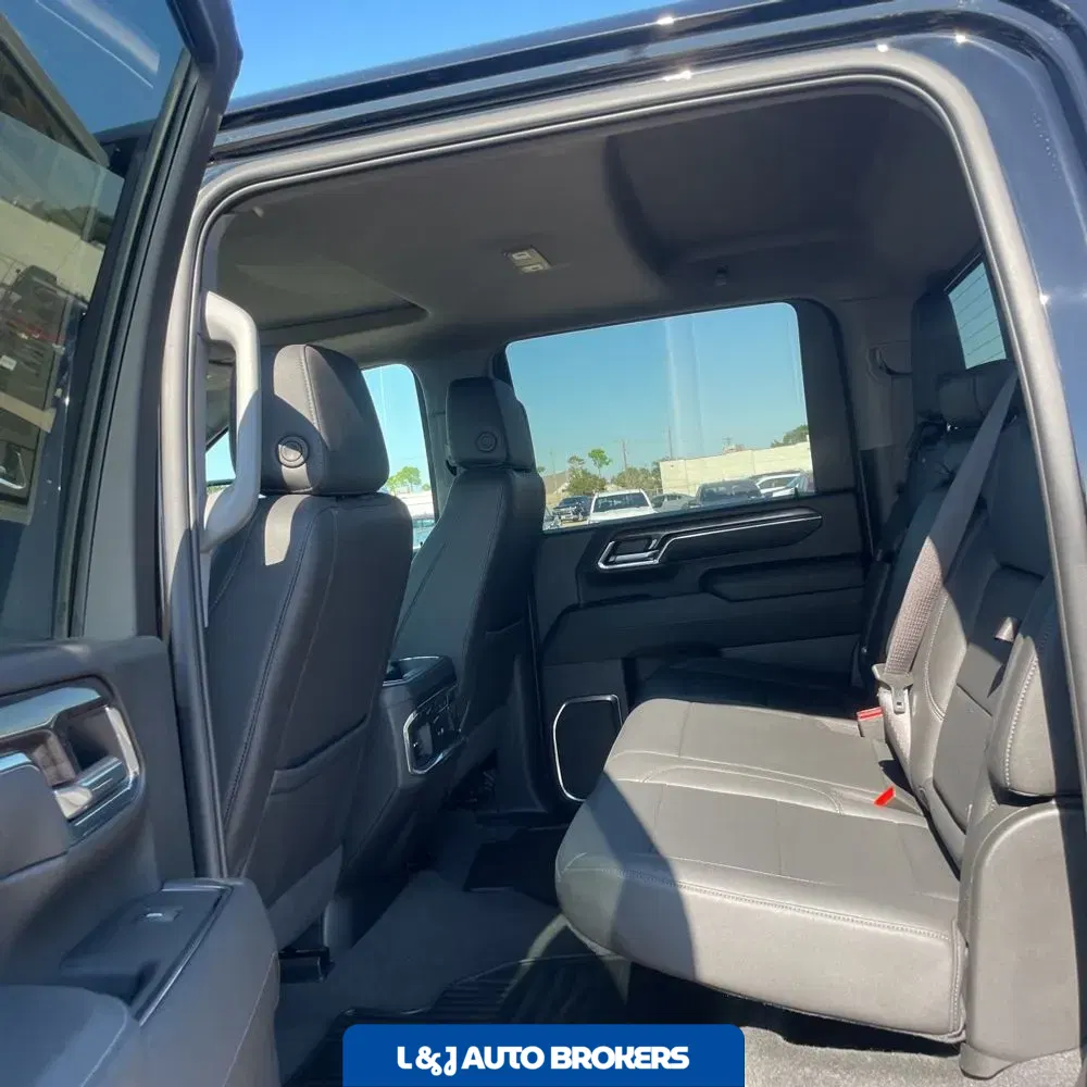 2024 Chevrolet Silverado 3500HD LTZ