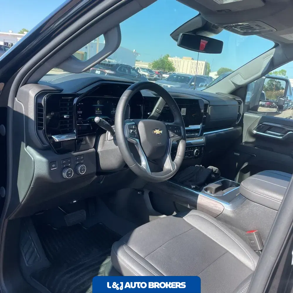 2024 Chevrolet Silverado 3500HD LTZ