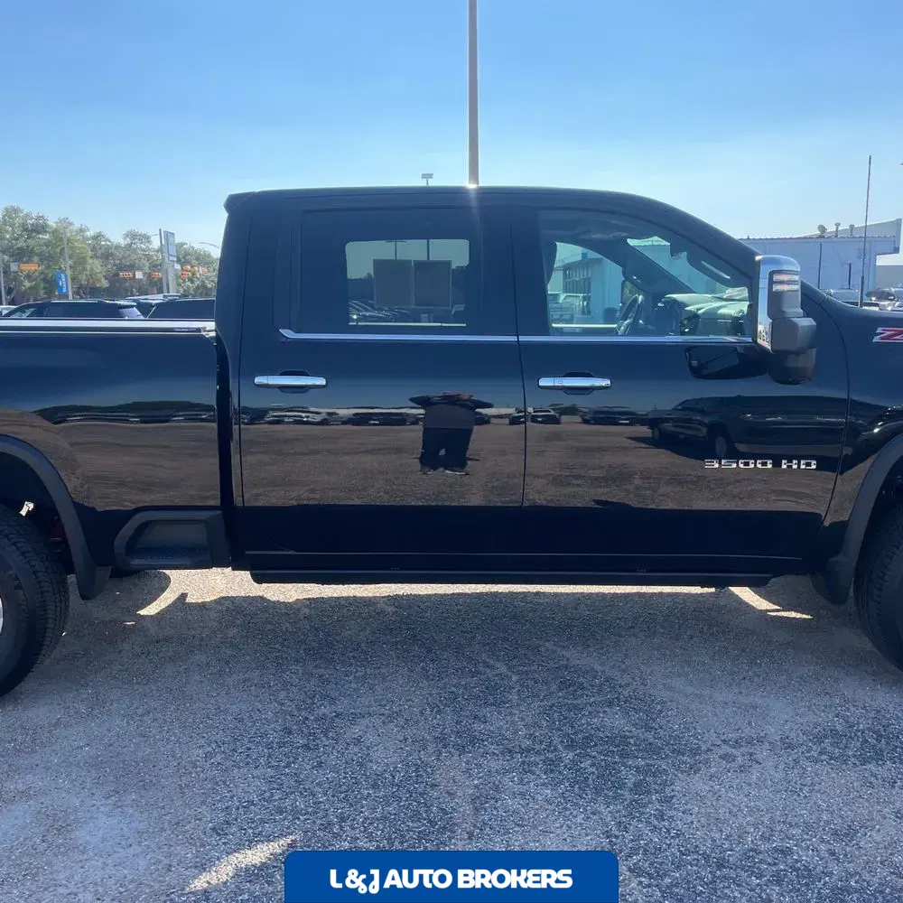 2024 Chevrolet Silverado 3500HD LTZ